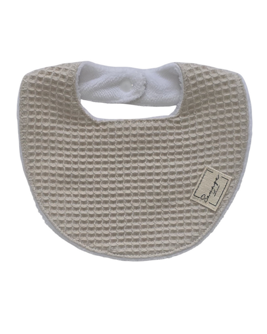 Babero de lactancia SAVAGE LINE color beige con tejido waffle de algodón y reverso de rizo de bambú antibacteriano