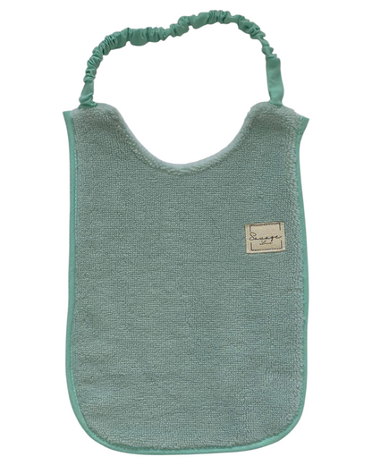 Babero SAVAGE LINE de rizo de bambú color verde menta con diseño elástico ajustable para bebés de 6 a 12 meses