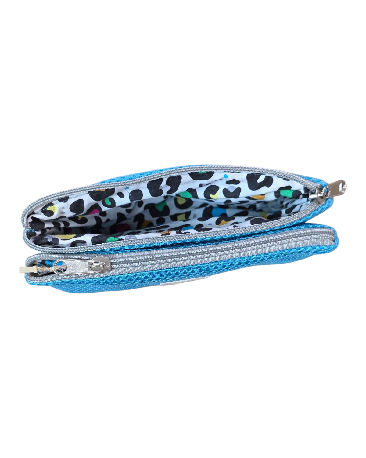Monedero SAVAGE LINE Daissy Doble celeste con exterior 3D y forro interior estampado de leopardo multicolor