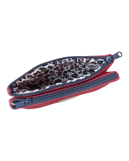 Monedero doble SAVAGE LINE rojo con textura 3D y forro interior estampado de leopardo, vista superior abierta