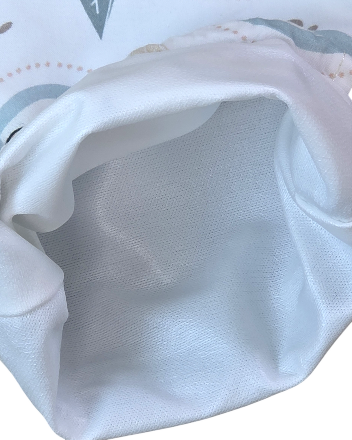 Interior impermeable de la bolsita SAVAGE LINE para chupetero con diseño de tela suave y resistente