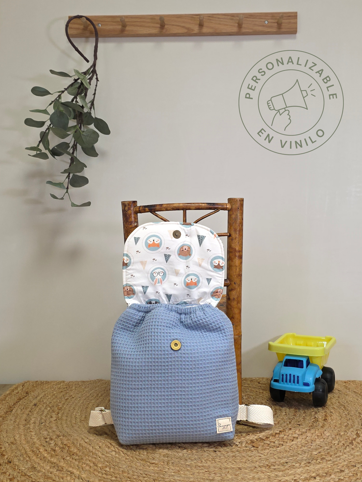 Mochila infantil SAVAGE LINE Candy azul de tejido waffle con interior estampado y cierre magnético