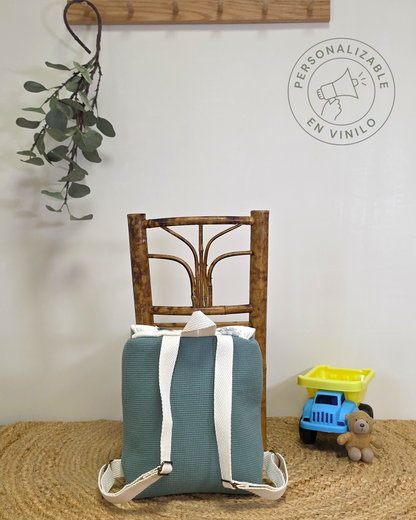 Mochila infantil SAVAGE LINE Candy en tejido waffle verde con correas ajustables, ideal para guardería.